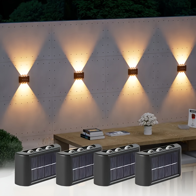 Outdoor Lighting On Fence - ไฟ LED พลังงานแสงอาทิตย์สำหรับภายนอกอาคาร กันน้ำ ติดผนัง ส่องสว่างขึ้นและลง