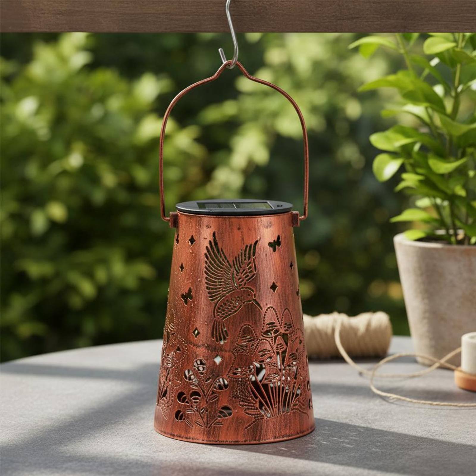 โคมไฟสวนลายดอกไม้ โคมไฟสวน ระบ - Outdoor Lighting Battery Powered บทวิจารณ์และราคา